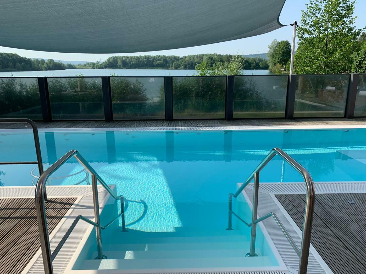 Seehotel Niedernberg - Das Dorf Am See Exterior foto